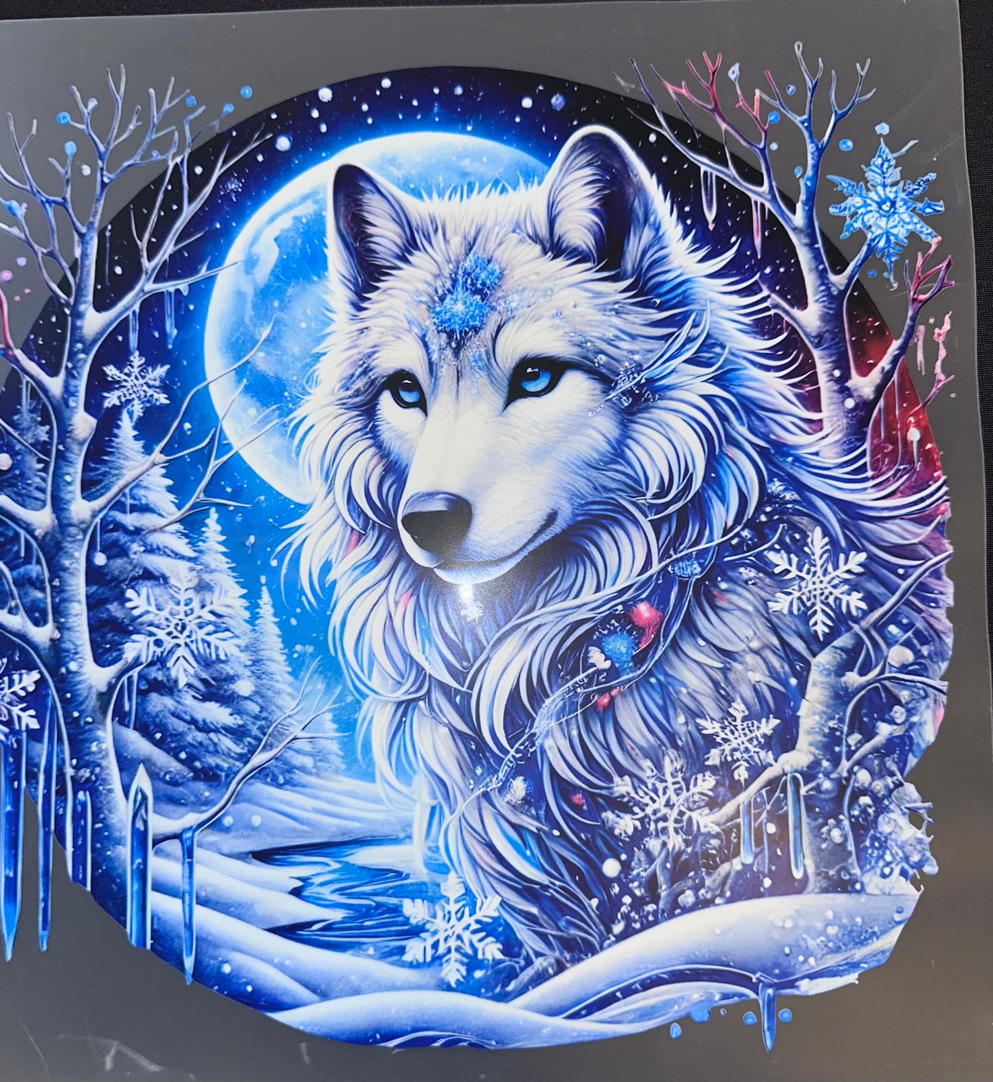 #942 Snow wolf
