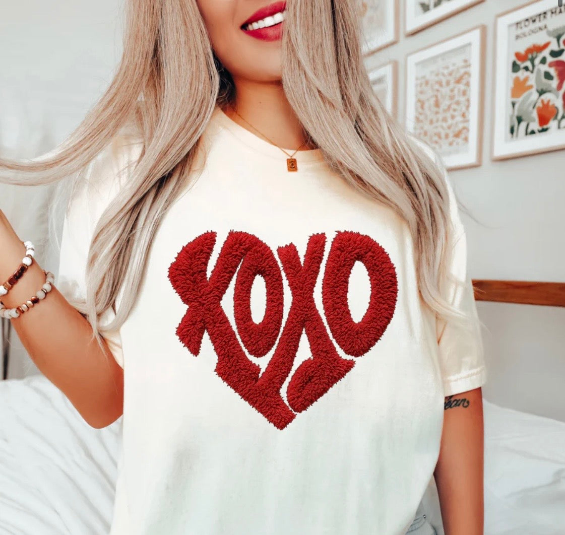 #381a Faux yarn XOXO