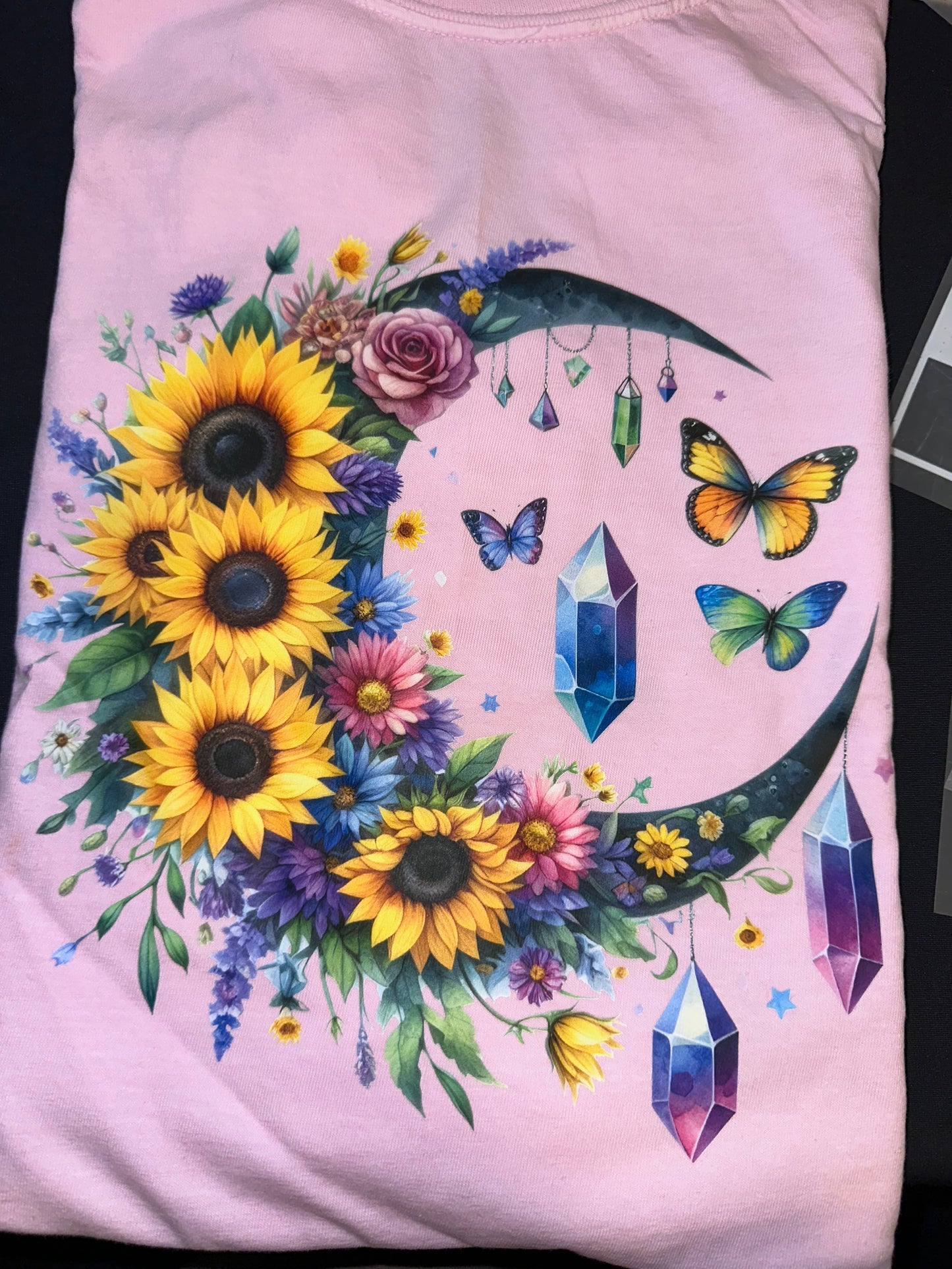 #857 Flowers and crystals